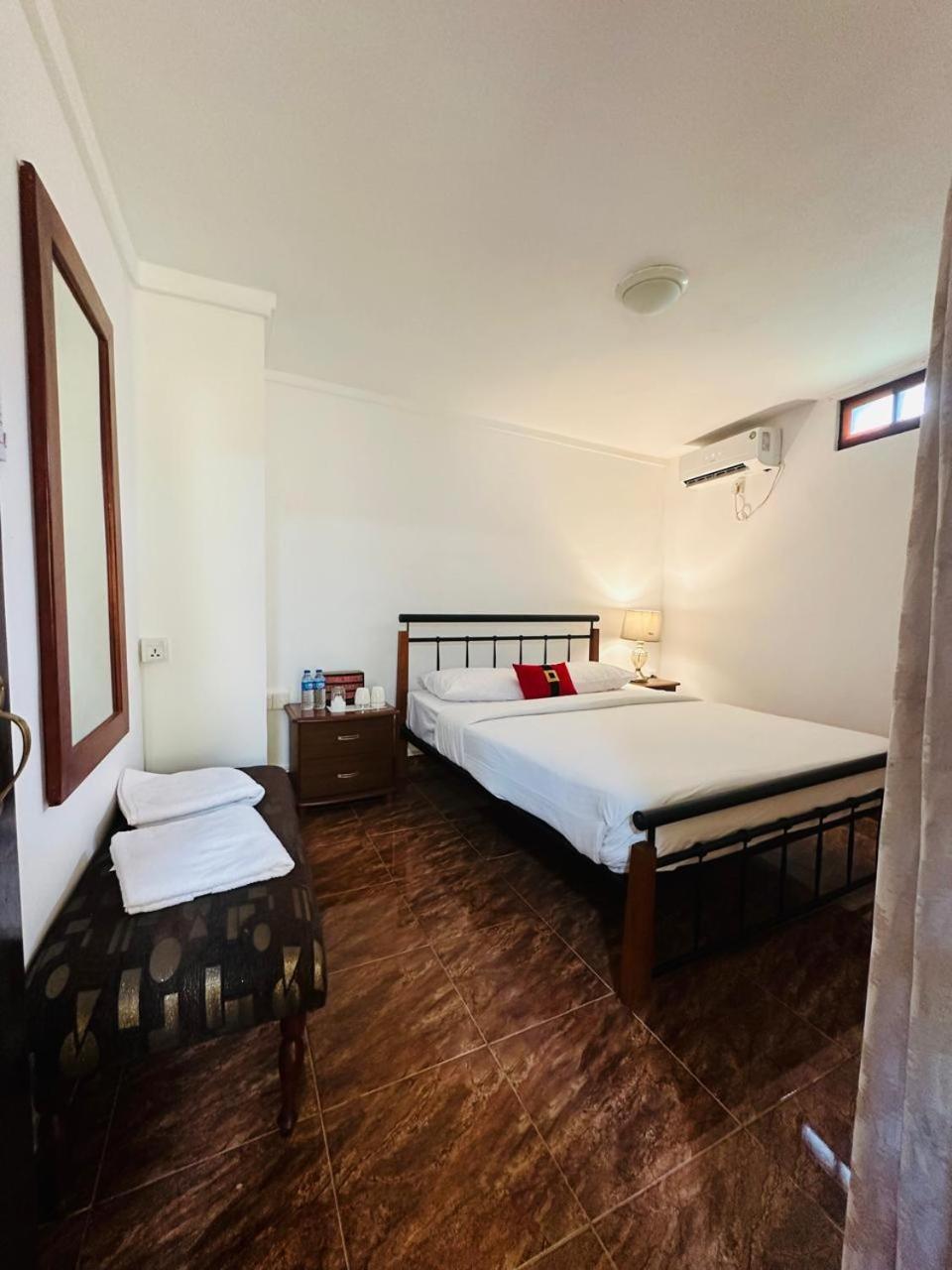 The Castle By Don Louis Hotel Kandy Kültér fotó